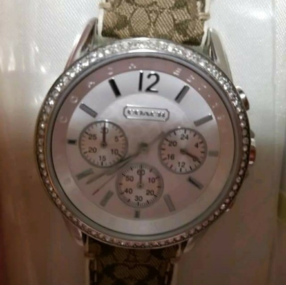 Coach Watch - Picture 2 of 3